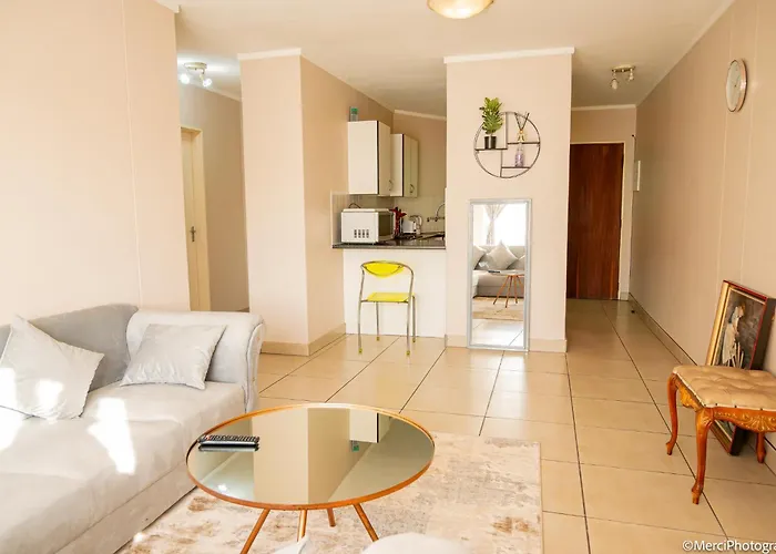 Premium Getaway At Menlyn Maine