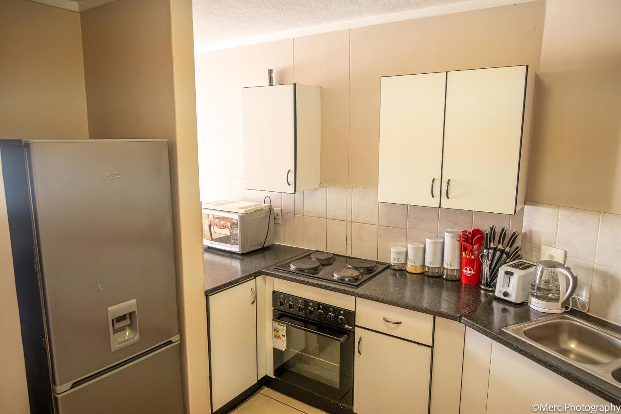 Apartment Premium Getaway At Menlyn Maine Pretoria