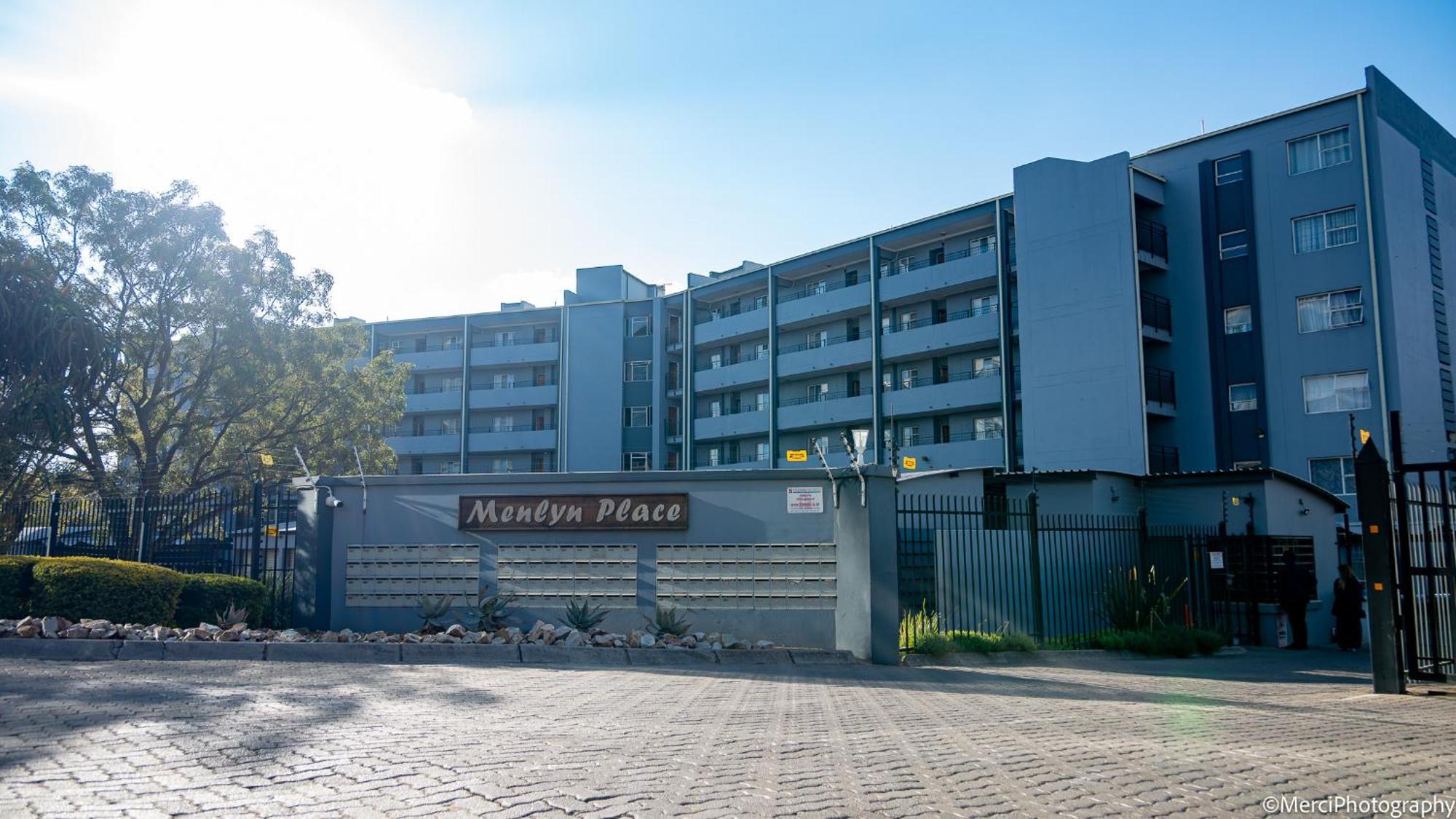 Premium Getaway At Menlyn Maine Apartment *